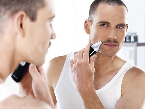 Триммер для усов