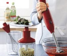 Блендер красный